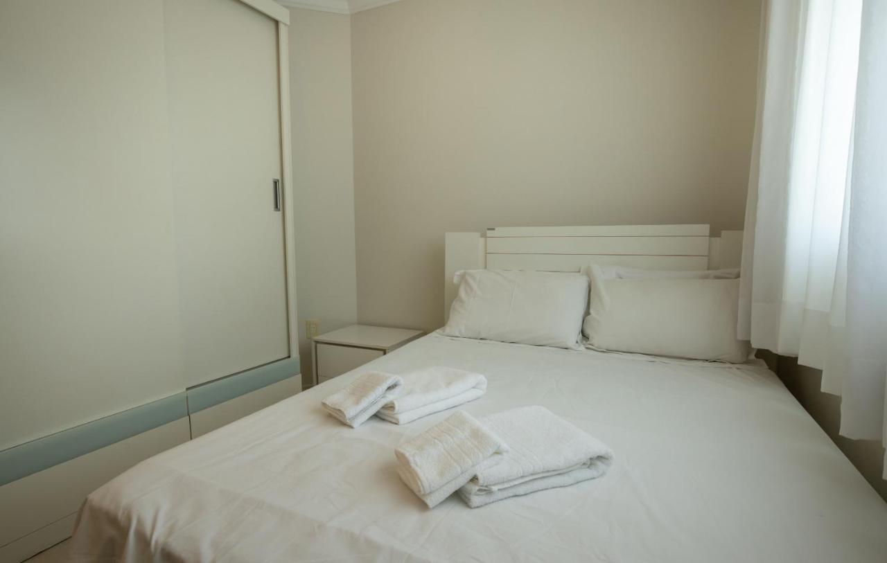 Amplo Apartamento De 3 Quartos No Centro De Balneario Camboriu N1859 Apartment Bagian luar foto